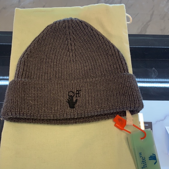 Off-White Beanie (Grey) - Picture 2 of 4